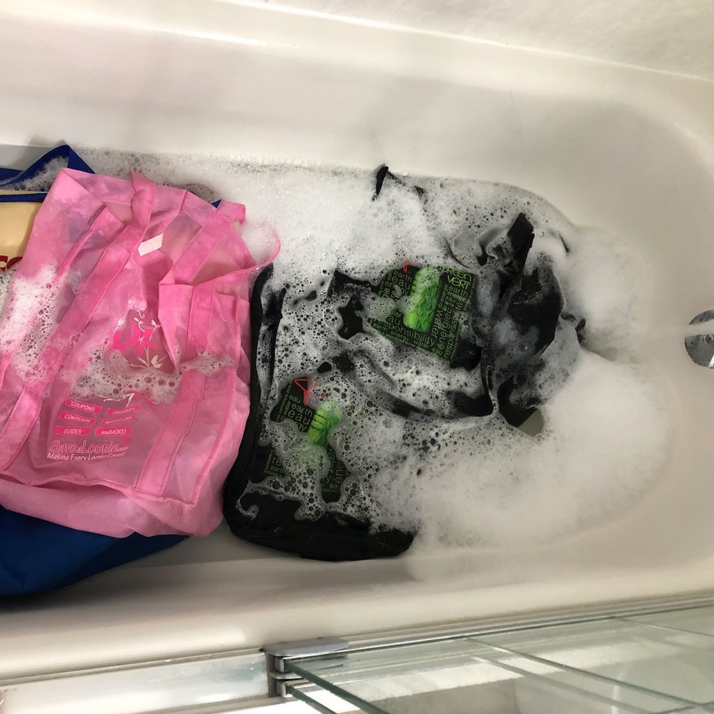 washing reusable grocery bags