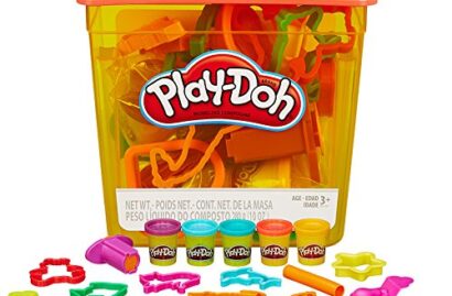 Play-Doh Ultimate Creativity Tub Toy